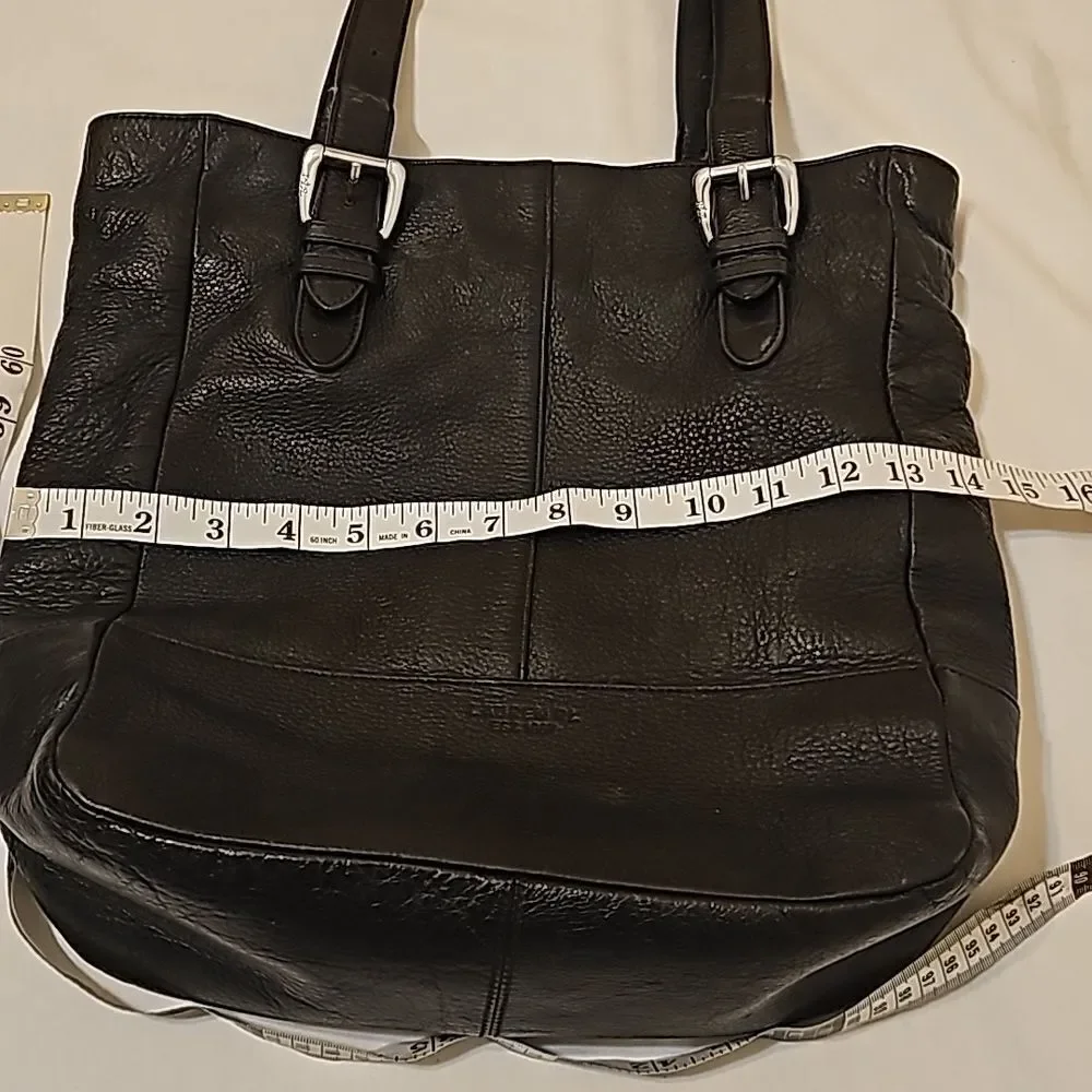Ralph Lauren black   Classic black leather  bag